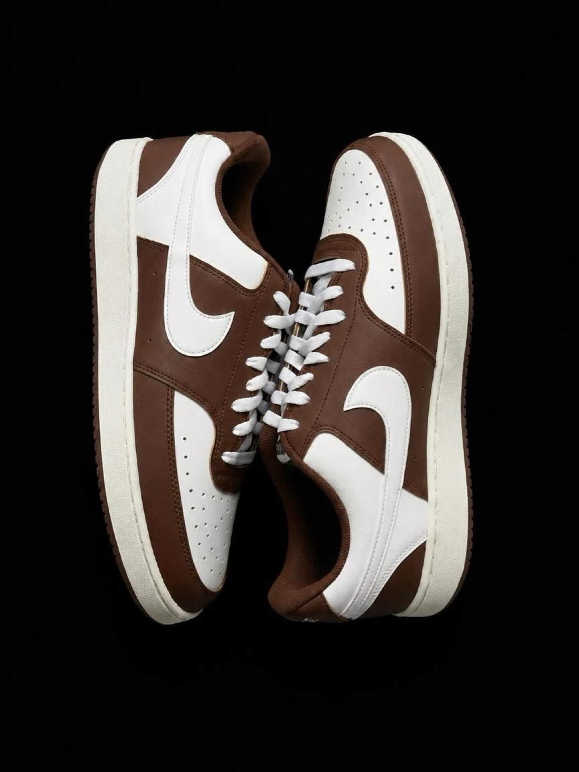 NIKE COURT VISION SNEAKERS (MENS 12)